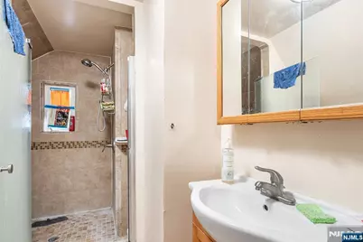 11 21st Street, East Orange, NJ 07017 - Photo 34