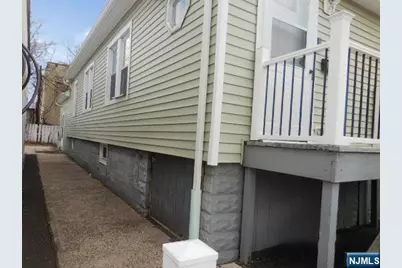 222 Washington Avenue, Hackensack, NJ 07601 - Photo 2