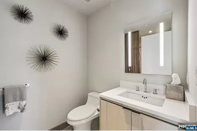 800 Ave At Port Imperial Boulevard 305 #305, Weehawken, NJ 07086 - Photo 22