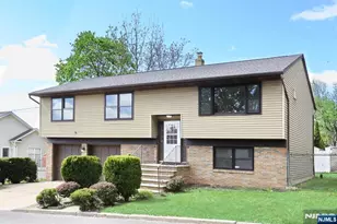 444 Washington Pl, Hasbrouck Heights, NJ 07604 - Photo 2