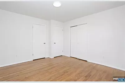 444 Washington Place, Hasbrouck Heights, NJ 07604 - Photo 18