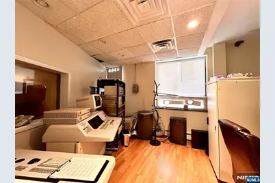 510 Sylvan Avenue, Englewood Cliffs, NJ 07632 - Photo 6