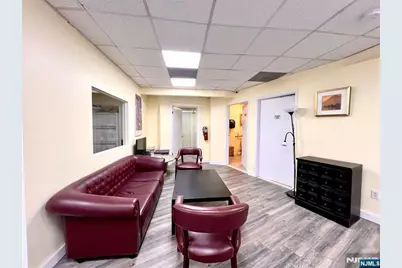 510 Sylvan Avenue, Englewood Cliffs, NJ 07632 - Photo 8