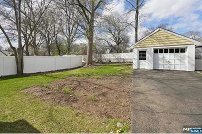 9 Wells Court, Bloomfield, NJ 07003 - Photo 28