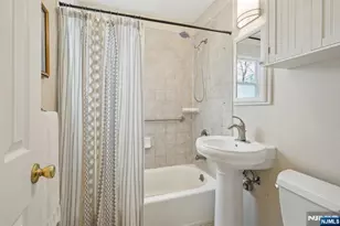 9 Wells Ct, Bloomfield, NJ 07003 - Photo 14