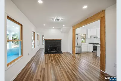 1899 Washington Valley Road, Bridgewater, NJ 08836 - Photo 4