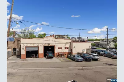 119 Johnson Avenue, Hackensack, NJ 07601 - Photo 2