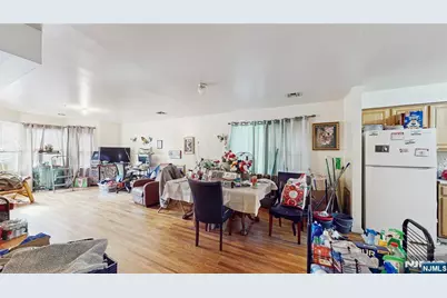 129-131 Seymour Avenue, Newark, NJ 07108 - Photo 4