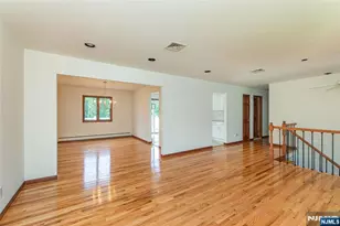 36 Bellows Ln, Montville Township, NJ 07082 - Photo 4