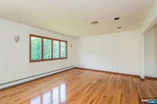 36 Bellows Ln, Montville Township, NJ 07082 - Photo 6
