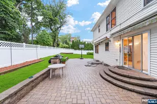 162 Split Rock Rd, Paramus, NJ 07652 - Photo 28