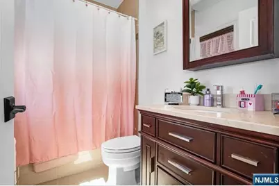 12 Cortland Place, Cliffside Park, NJ 07010 - Photo 28