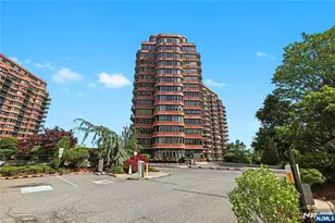 100 Carlyle 14D-S, Cliffside Park, NJ 07010 - Photo 16