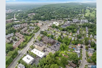 60 Pompton Avenue, Verona, NJ 07044 - Photo 34