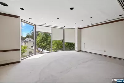 60 Pompton Avenue, Verona, NJ 07044 - Photo 22