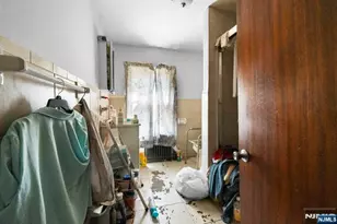 15 Taylor St, Newark, NJ 07104 - Photo 10