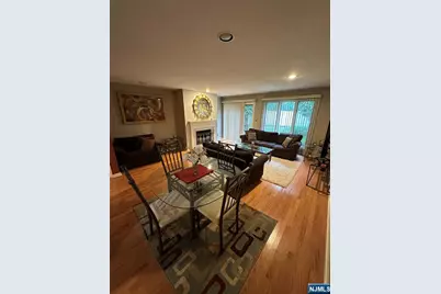 56 Meadowview Court, Leonia, NJ 07605 - Photo 4