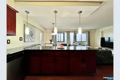 60 Parkway Drive 14D #14D, East Orange, NJ 07017 - Photo 14