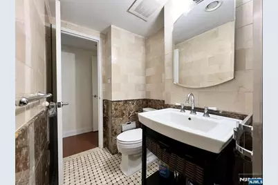 60 Parkway Drive 14D #14D, East Orange, NJ 07017 - Photo 18