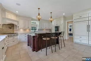 591 Warwick Ave, Teaneck Township, NJ 07666 - Photo 12