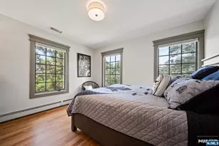 30 Highwood Ave, Midland Park, NJ 07432 - Photo 20