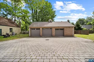 30 Highwood Ave, Midland Park, NJ 07432 - Photo 38