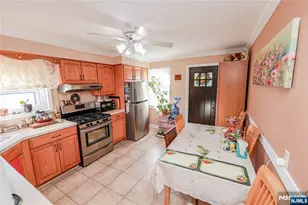 136 Martin Ave, Clifton, NJ 07012 - Photo 10