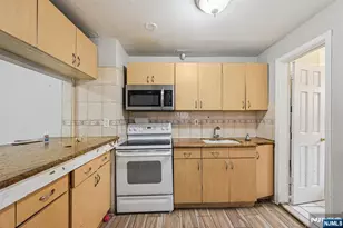 534 Lincoln St, Union City, NJ 07087 - Photo 6