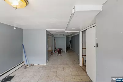 534 Lincoln Street, Union City, NJ 07087 - Photo 12