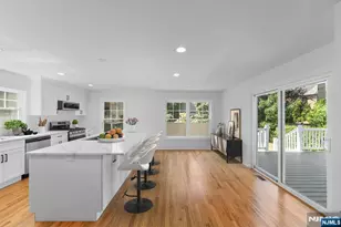 296 Pine St, Teaneck Township, NJ 07666 - Photo 14