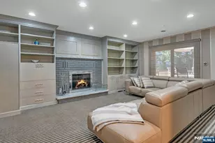 8-04 Susan Pl, Fair Lawn, NJ 07410 - Photo 16