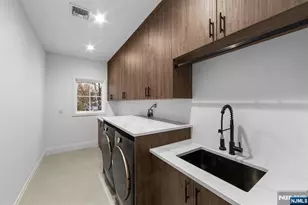 645 Summit St, Englewood Cliffs, NJ 07632 - Photo 42