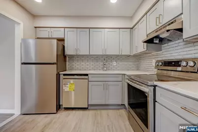 186 Park Street, East Orange, NJ 07017 - Photo 4