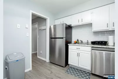 186 Park Street, East Orange, NJ 07017 - Photo 22