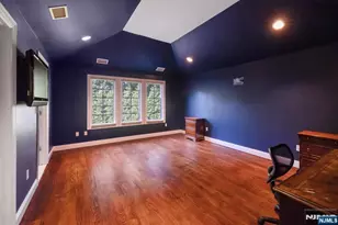 8 Church Ct, Closter, NJ 07624 - Photo 22