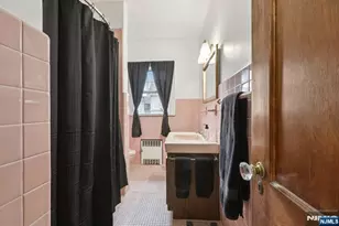 341 Parker St, Newark, NJ 07104 - Photo 18