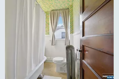 341 Parker Street, Newark, NJ 07104 - Photo 24