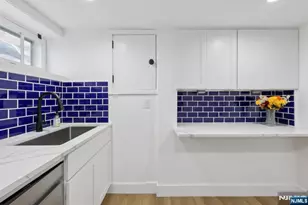 341 Parker St, Newark, NJ 07104 - Photo 36