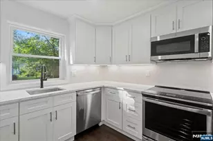 13 Landing Rd, West Milford, NJ 07421 - Photo 10