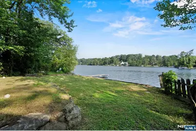 13 Landing Road, West Milford, NJ 07421 - Photo 32