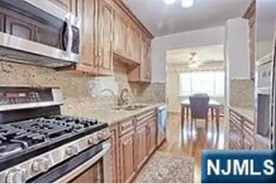 2185 Lemoine Avenue 2G #2G, Fort Lee, NJ 07024 - Photo 12