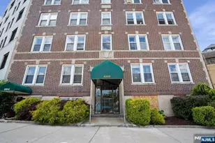 6309 Blvd East 34, West New York, NJ 07093 - Photo 2