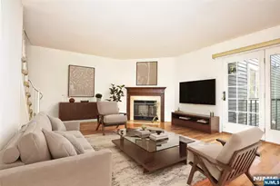 339 Cambridge Dr, Ramsey, NJ 07446 - Photo 4