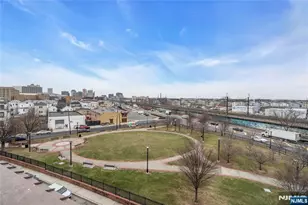 30 Austin Street 204, Newark, NJ 07114 - Photo 32