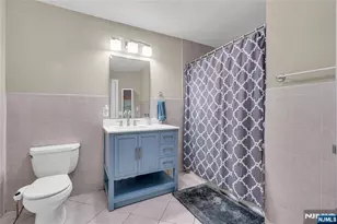 30 Austin Street 204, Newark, NJ 07114 - Photo 20