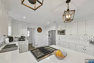 66 Elm Street, Englewood Cliffs, NJ 07632 - Photo 4