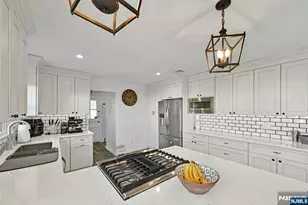 66 Elm St, Englewood Cliffs, NJ 07632 - Photo 4