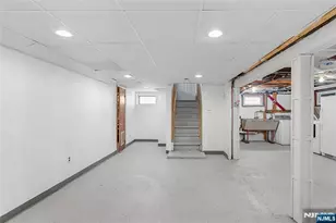 85 Avenue E, Lodi, NJ 07644 - Photo 40