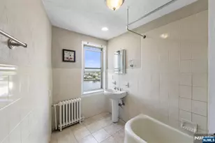 400 Deal Lake Dr 7H &amp 7G, Asbury Park, NJ 07712 - Photo 20