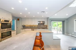 11 Michael St, Woodcliff Lake, NJ 07677 - Photo 10